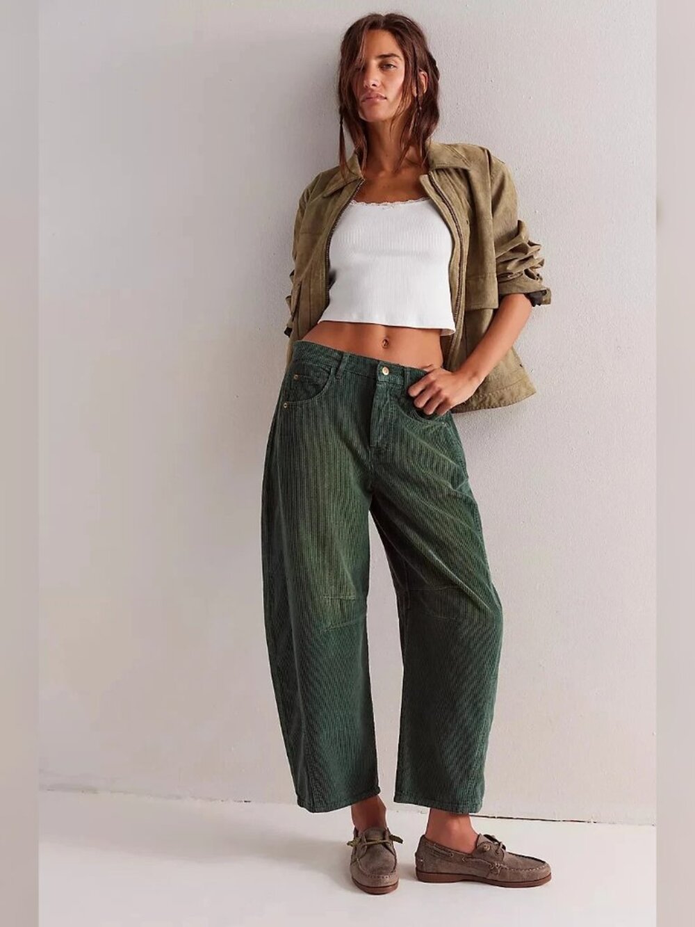 Free People We The Free Good Luck Mid-Rise Cord Barrel Jeans 24 Trousers 46705